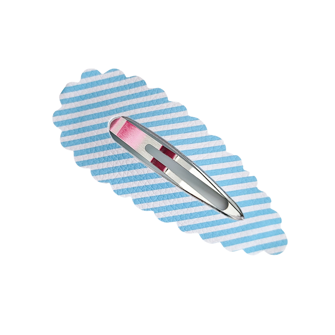 Scallop Snap Clip - Blue Stripes