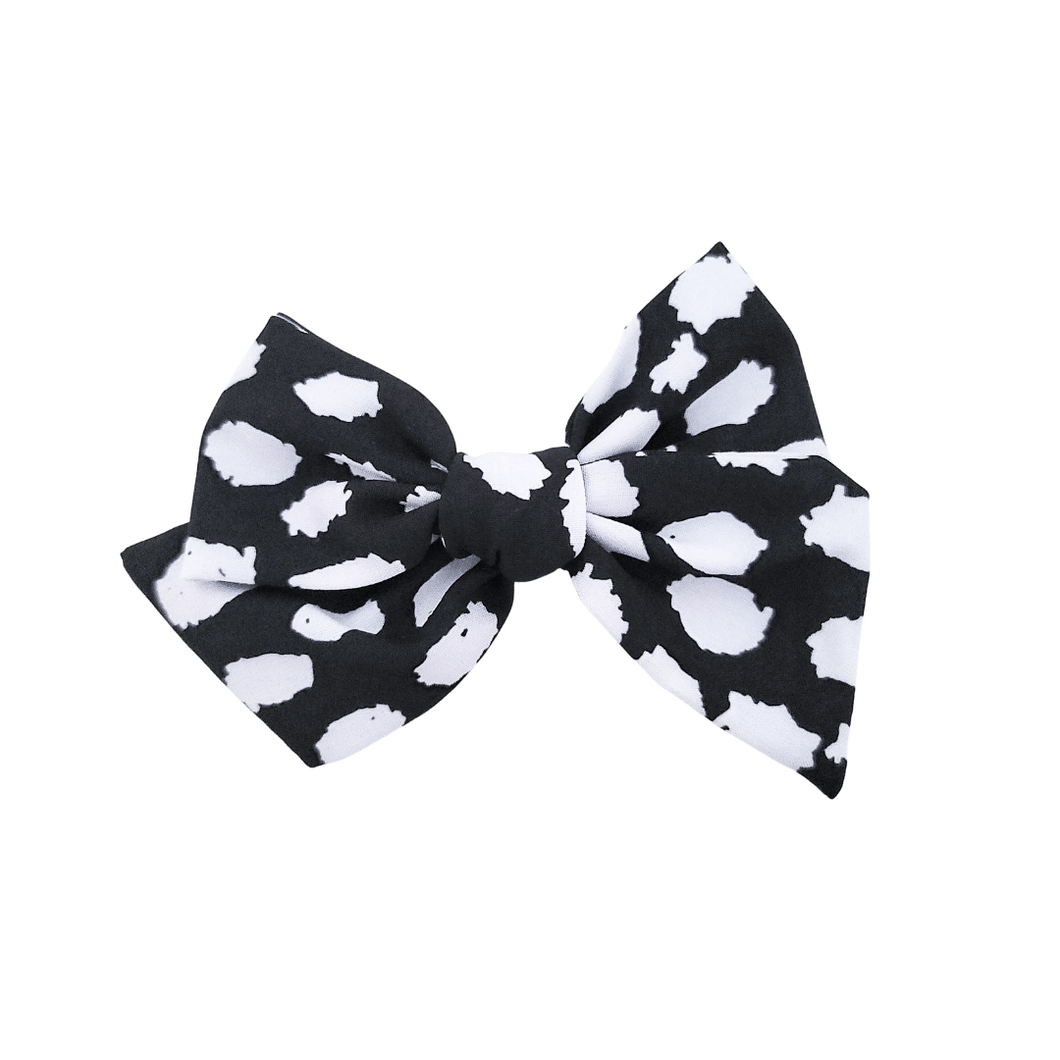 Layla - Black Splotches